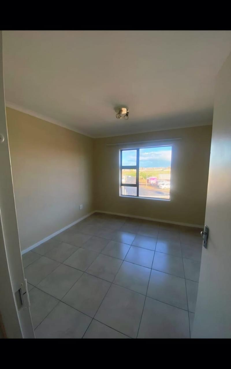 To Let 2 Bedroom Property for Rent in Sea Breeze Western Cape